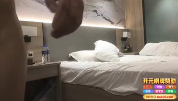 职业装小姐姐，逼毛茂盛大力猛怼娇喘连连