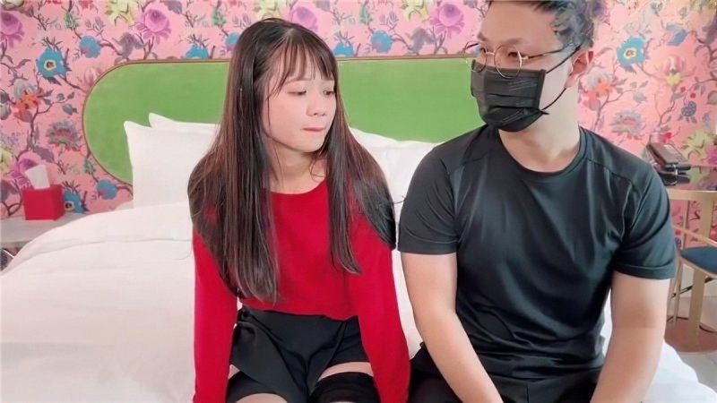 ed-47 敏感女OO首次尝试多人啪啪